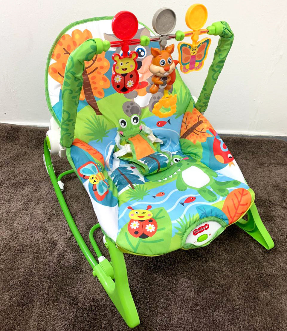 Silla mecedora vibradora y musical para bebés